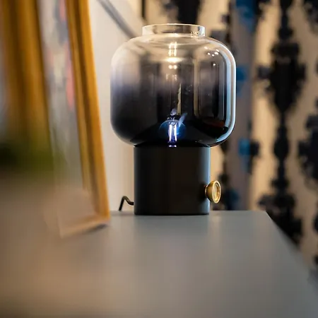 Designer Loft-ferienwohnung Im Zentrum Mit Tiefgaragen-parkplatz, Waschmaschine Und Privatterrasse Apartment Leipzig