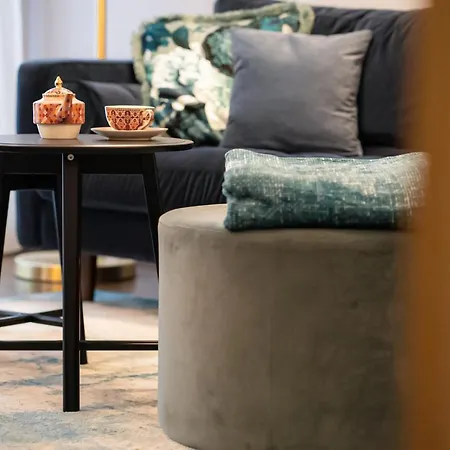 Designer Loft-ferienwohnung Im Zentrum Mit Tiefgaragen-parkplatz, Waschmaschine Und Privatterrasse Лейпциг