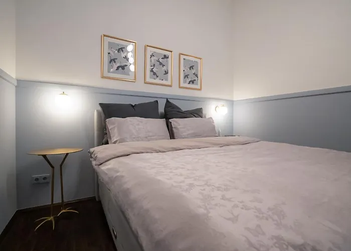 公寓 Designer Loft-ferienwohnung Im Zentrum Mit Tiefgaragen-parkplatz, Waschmaschine Und Privatterrasse 莱比锡