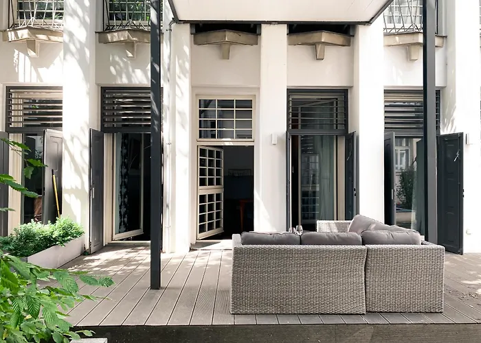Designer Loft-ferienwohnung Im Zentrum Mit Tiefgaragen-parkplatz, Waschmaschine Und Privatterrasse ライプツィヒ