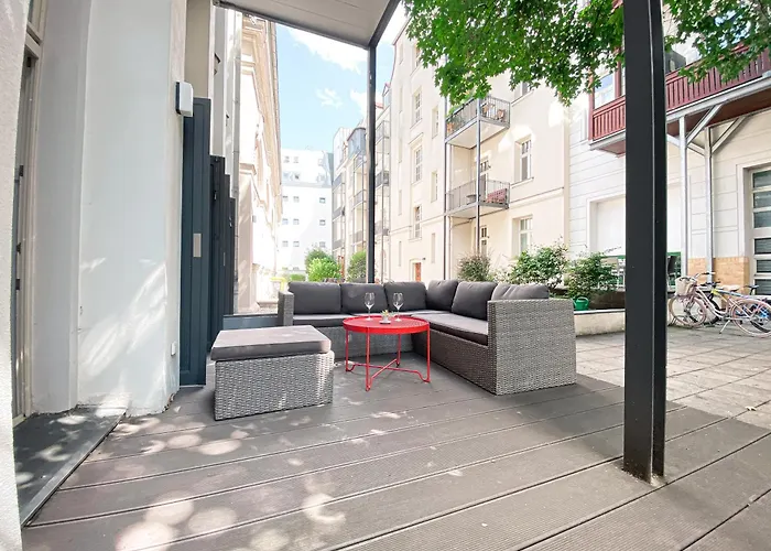 Designer Loft-ferienwohnung Im Zentrum Mit Tiefgaragen-parkplatz, Waschmaschine Und Privatterrasse